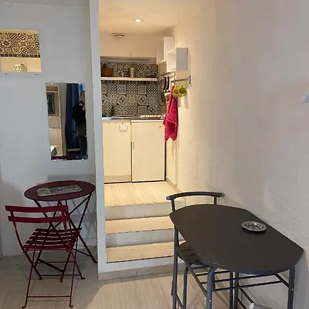 Promenade Kitchenette